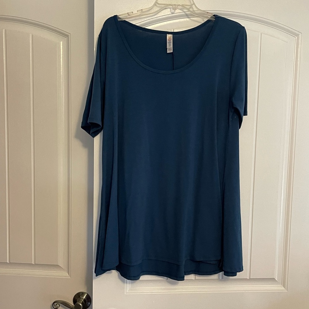 LuLaroe 3/4 length sleeve top